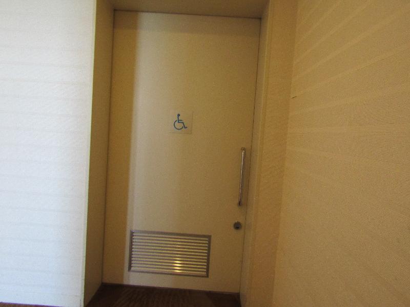 多機能トイレ入口（コンベンションホール2階）