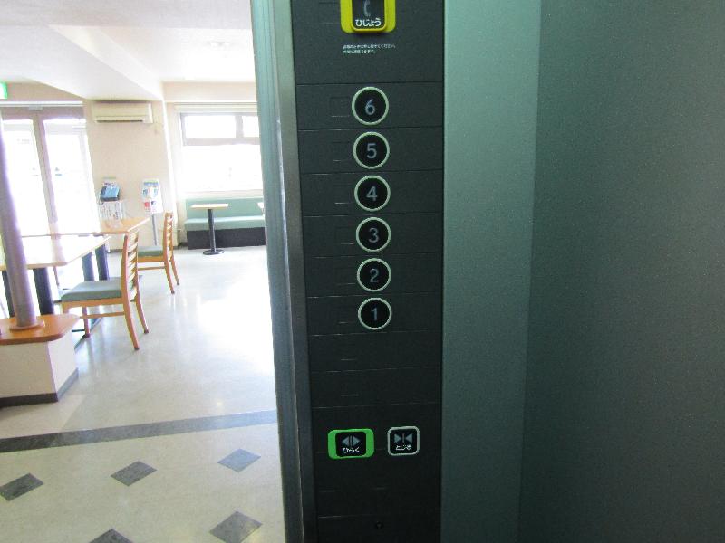 エレベーターボタン