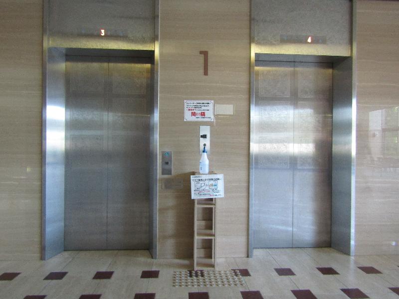エレベーター（東館）