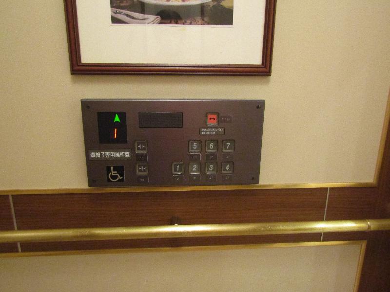 エレベーターボタン内部（1階⇔各階）