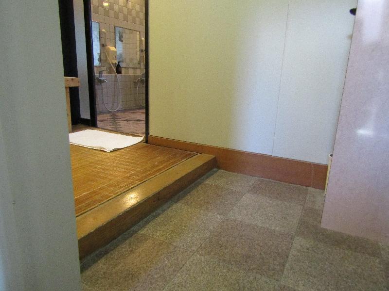 大浴場入口（2階）
