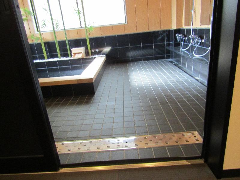 大浴場浴室入口(1階）