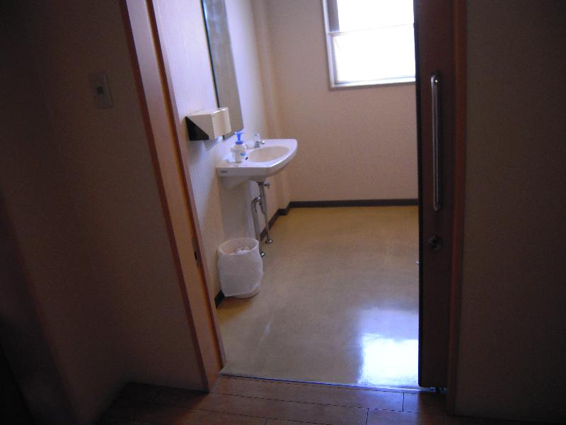 多機能トイレ内部①（１階）