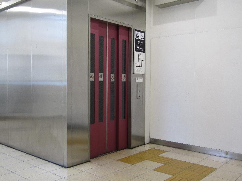 エレベーター（ホーム⇔改札内通路）